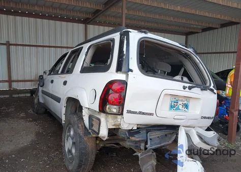 2004 Chevrolet Trailblazer Ls z USA, uszkodzony, nr VIN 1GNES16S646230876